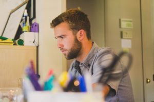 Find a freelance job on facebook