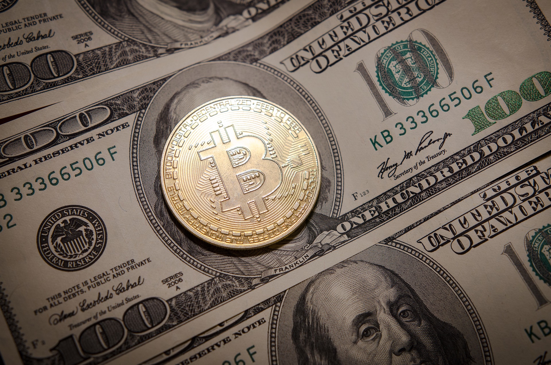 Best time to buy bitcoin and how to invest in bitcoin